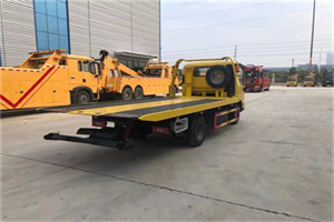 河间非事故拖车