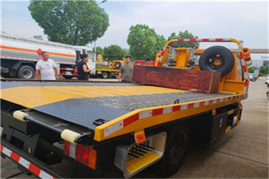 河间附近拖车电话号码服务